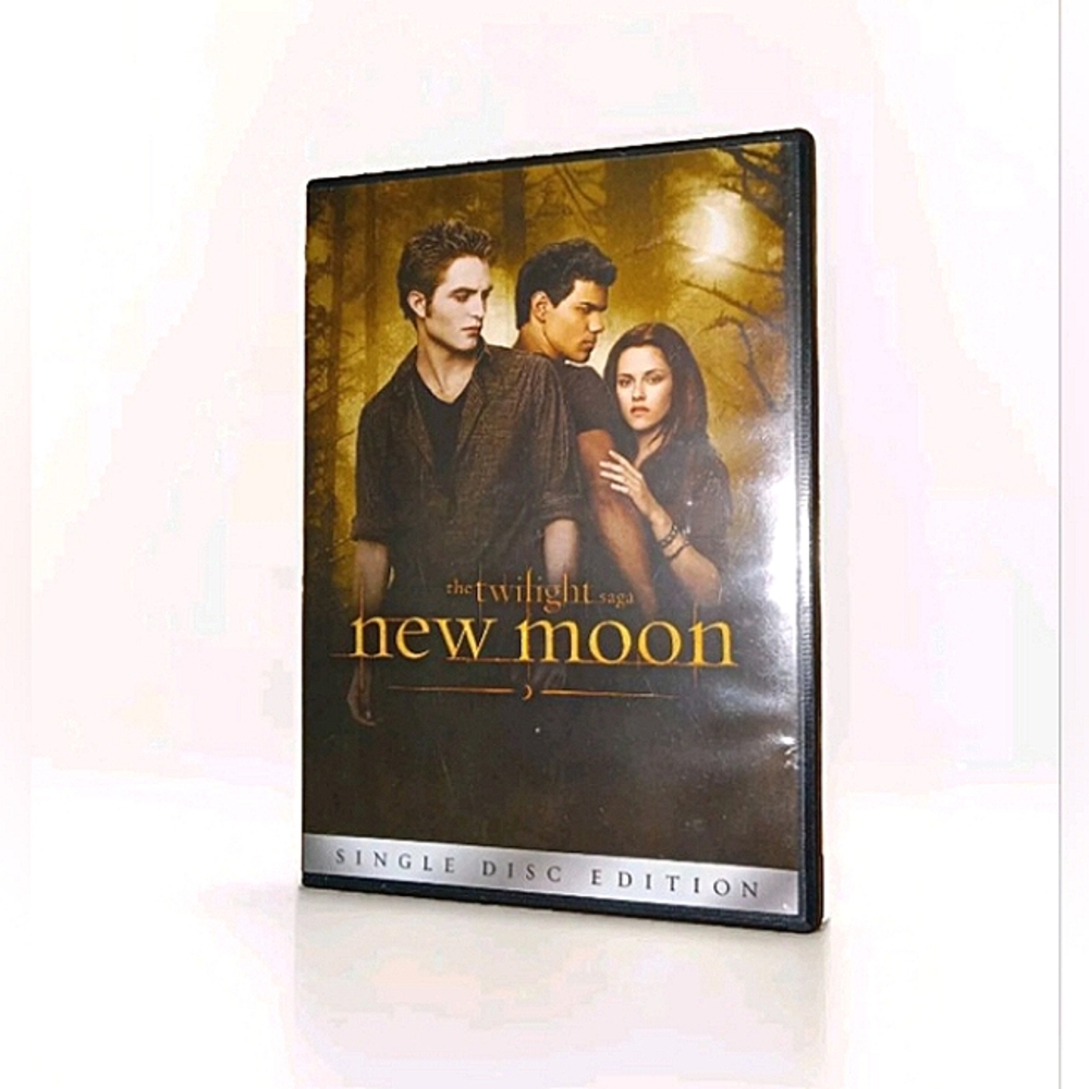 The Twilight Saga: New Moon DVD 2009 Vampires